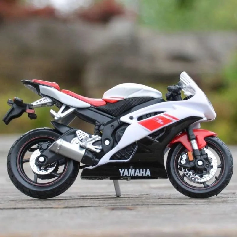 Adventure Force   Set of x4 motorcycles KTM Duke, Yamaha R6, Suzuki GSX-R, Honda Africa Twin (Set of x4 Motorcycles)  Multi Colors