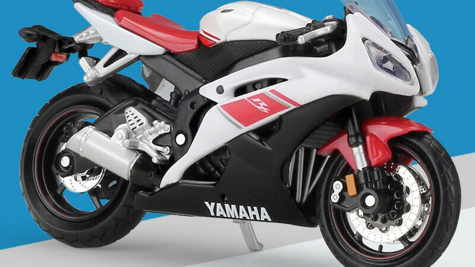 Adventure Force   Set of x4 motorcycles KTM Duke, Yamaha R6, Suzuki GSX-R, Honda Africa Twin (Set of x4 Motorcycles)  Multi Colors