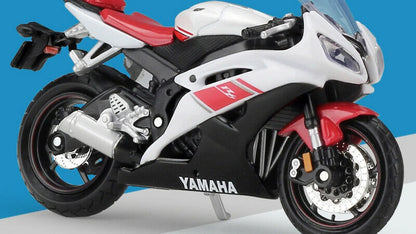 Adventure Force   Set of x4 motorcycles KTM Duke, Yamaha R6, Suzuki GSX-R, Honda Africa Twin (Set of x4 Motorcycles)  Multi Colors