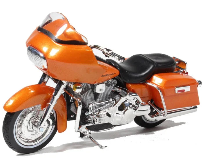 Maisto   Harley-Davidson FLTR Road Glide 2002 Orange