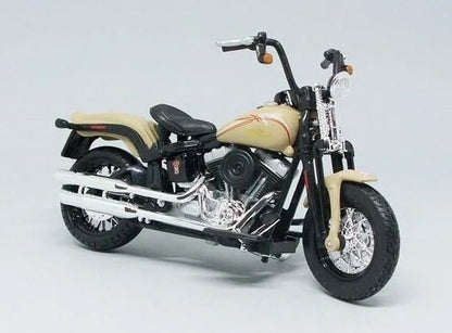 Maisto   Harley-Davidson FLSTSB Cross Bones 2008 Beige