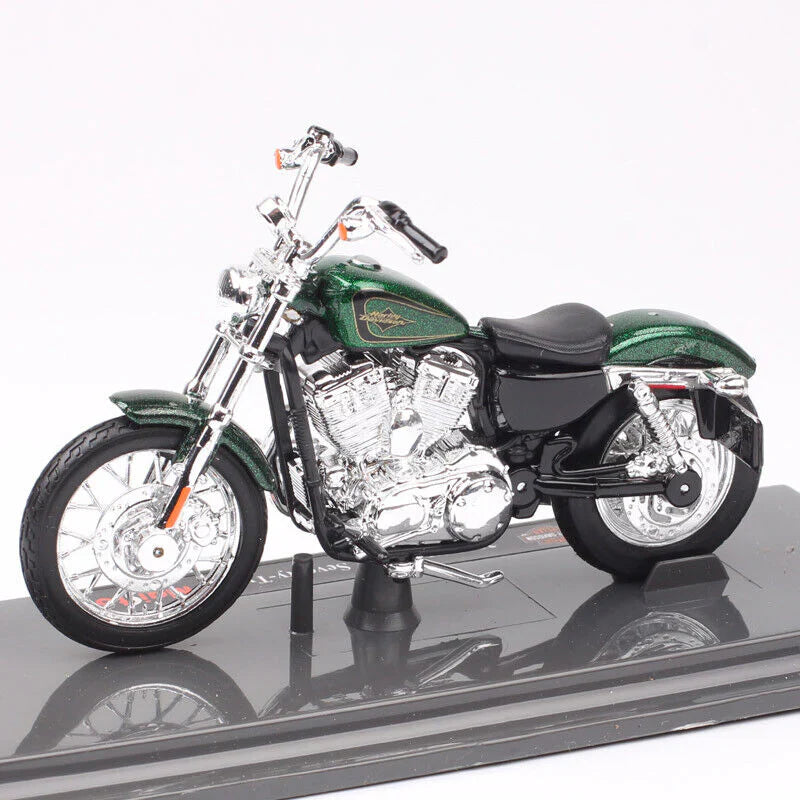 Maisto   Harley-Davidson XL 1200V Seventy-Two 2012 Green