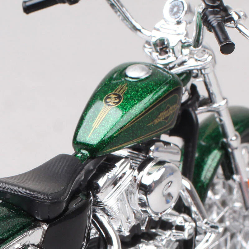 Maisto   Harley-Davidson XL 1200V Seventy-Two 2012 Green