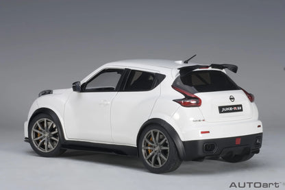 Auto Art   Nissan Juke-R 2.0  White