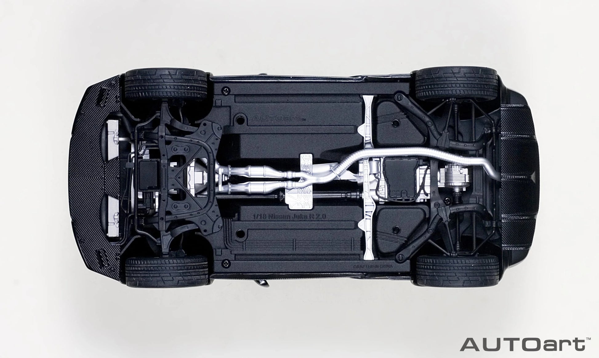 Auto Art   Nissan Juke-R 2.0  White