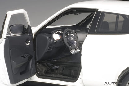 Auto Art   Nissan Juke-R 2.0  White