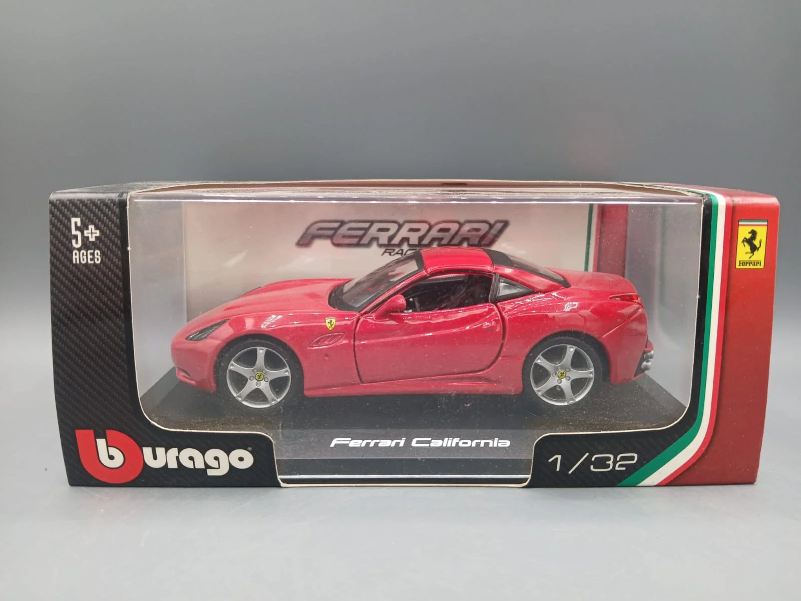 Bburago   Ferrari Calafornia  Red