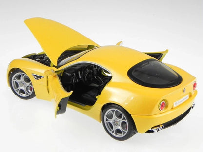 Bburago   Alfa 8C Competizione  Yellow