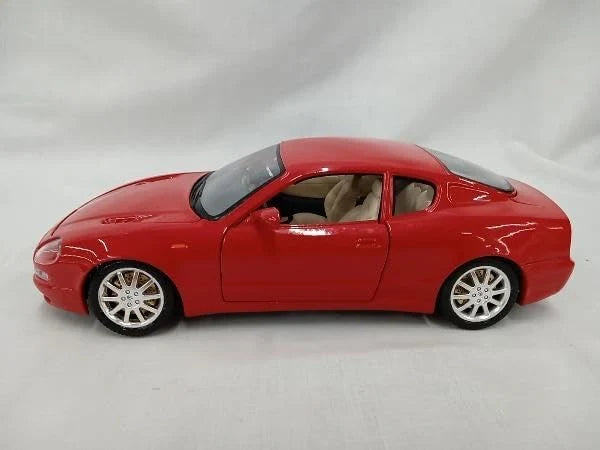 Bburago   Maserati 3200GT Coupe  Red