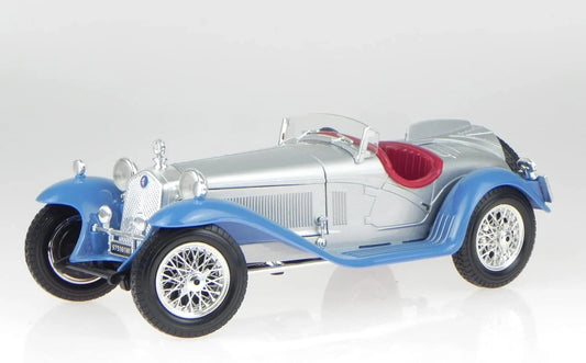 Bburago   Alfa Romeo 8C 2300 Spider Touring  Silver, Blue