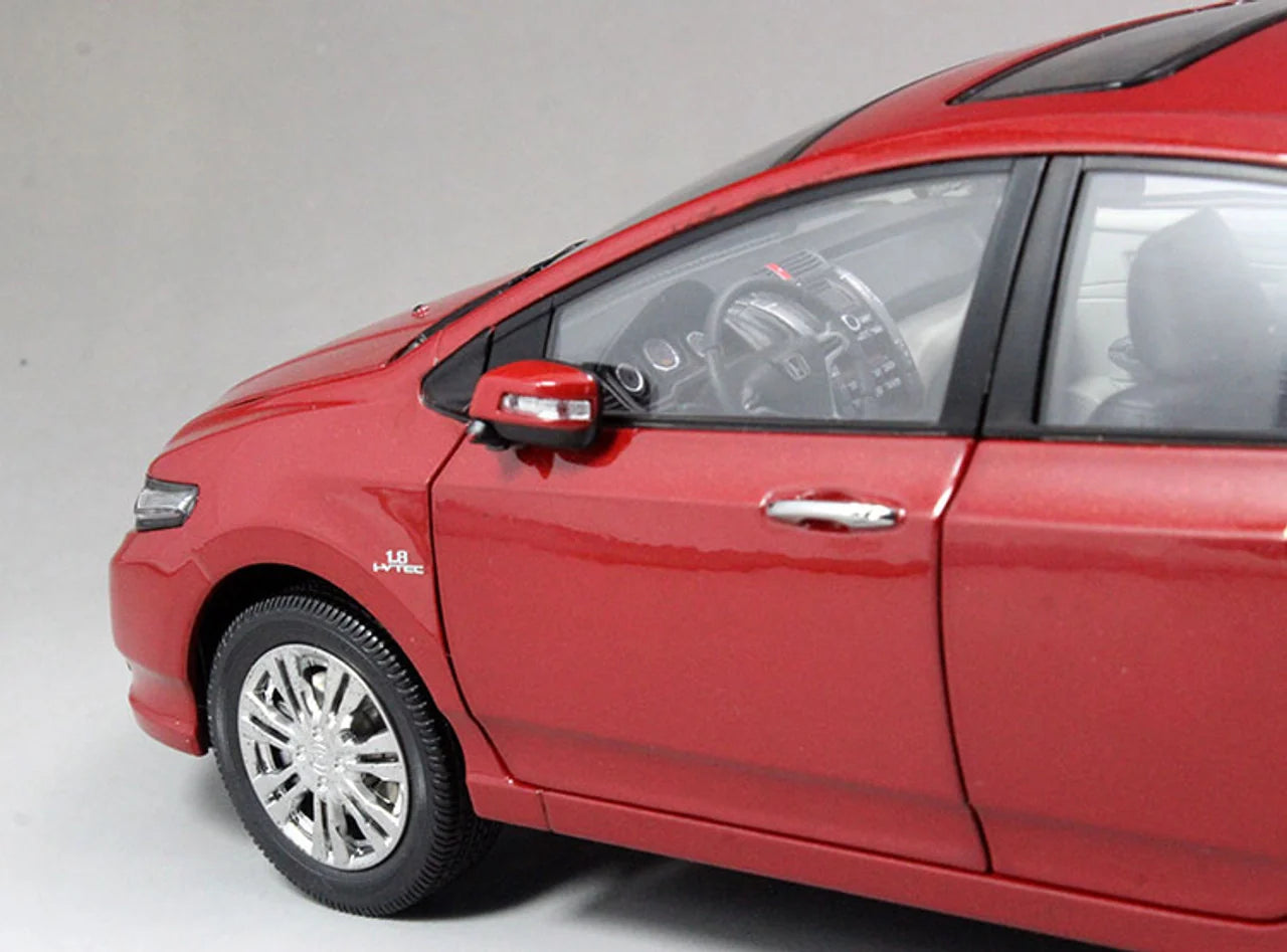 Honda Automobile Co   Honda City i-Vtec  Red