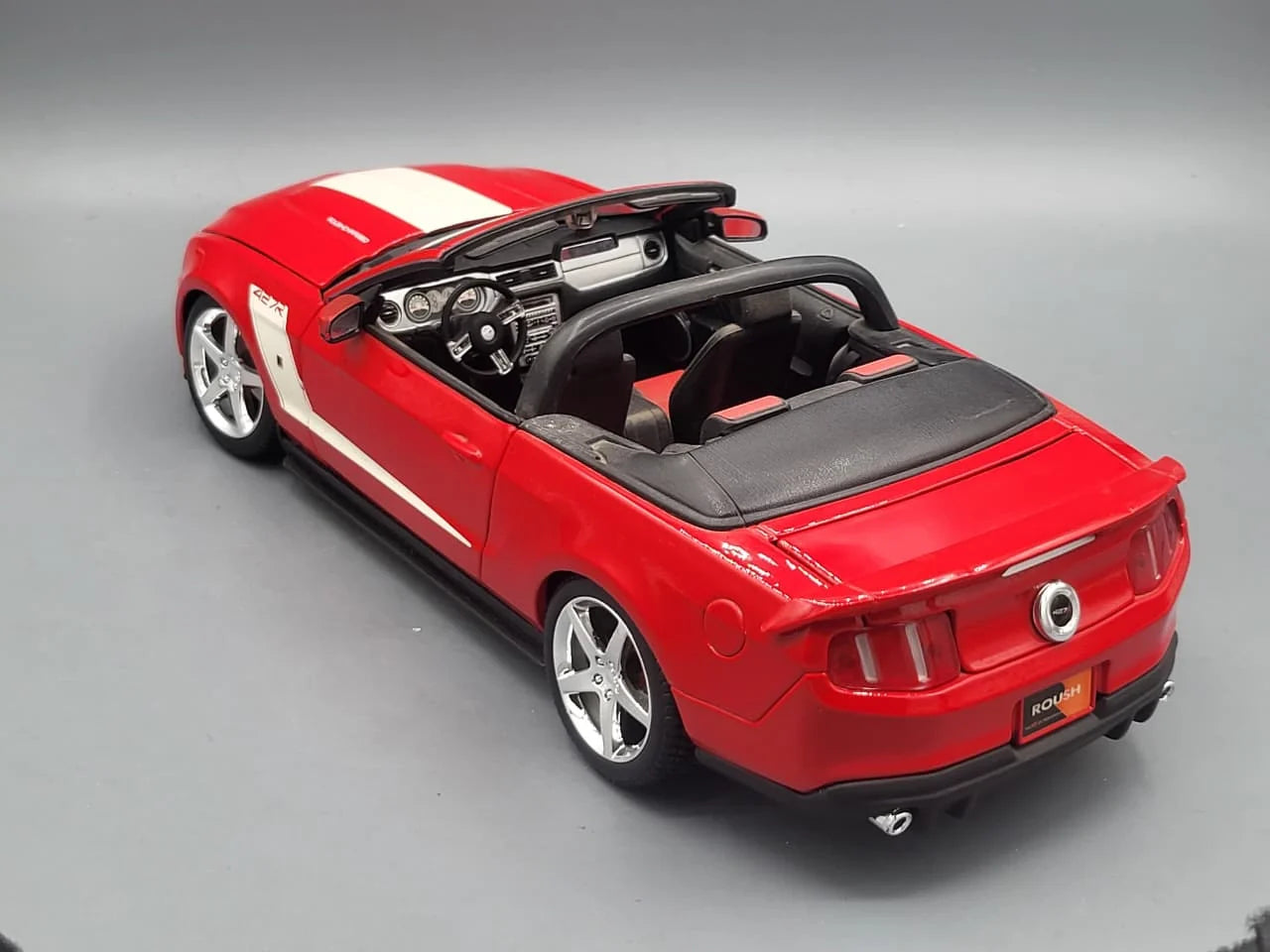 Maisto   Ford Mustang - Roush 427  Red