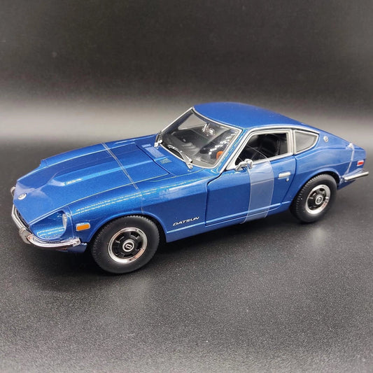 Maisto  Special Edition Datsun 24OZ  Blue