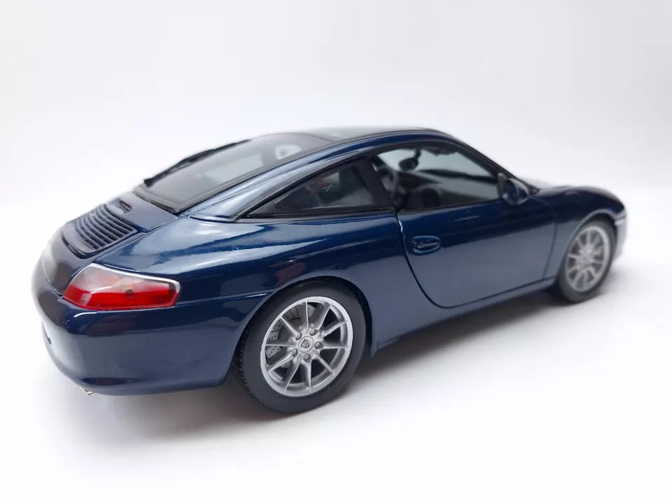 Maisto  Special Edition Porsche 911 Targa  Blue