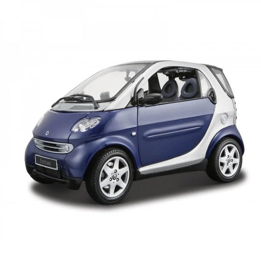 Maisto  Special Edition Smart Fortwo Coupe   Black, Silver