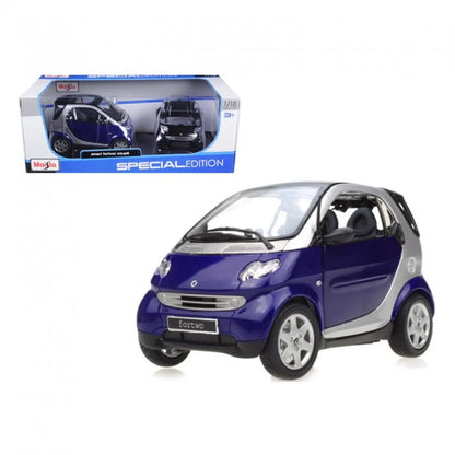 Maisto  Special Edition Smart Fortwo Coupe   Black, Silver