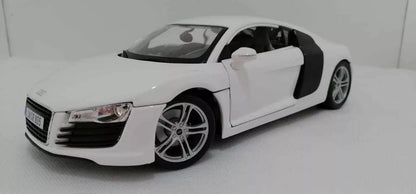 Maisto  Premiere Edition Audi R8  White