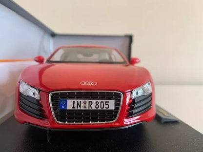 Maisto  Premiere Edition Audi R8  Red