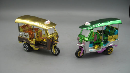 Unbranded   Thailand Tuk Tuk - set of 2 Rickshaws  Green, Gold