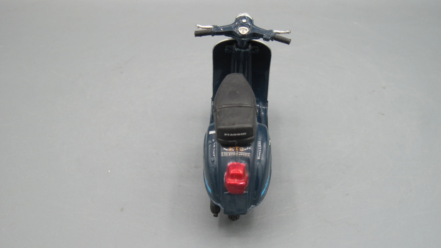 Maisto   Vespa 125 Primavera ET3 1976 Blue