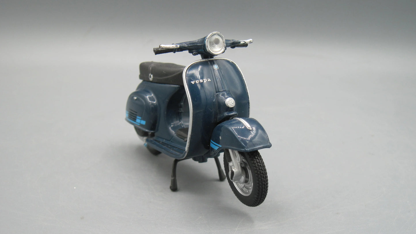 Maisto   Vespa 125 Primavera ET3 1976 Blue