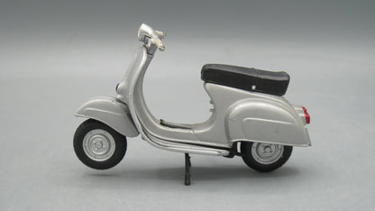Maisto   Vespa GS 1958 Silver