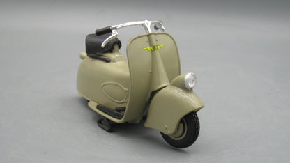 Maisto   Vespa MP5 Paperino 1945 Gold