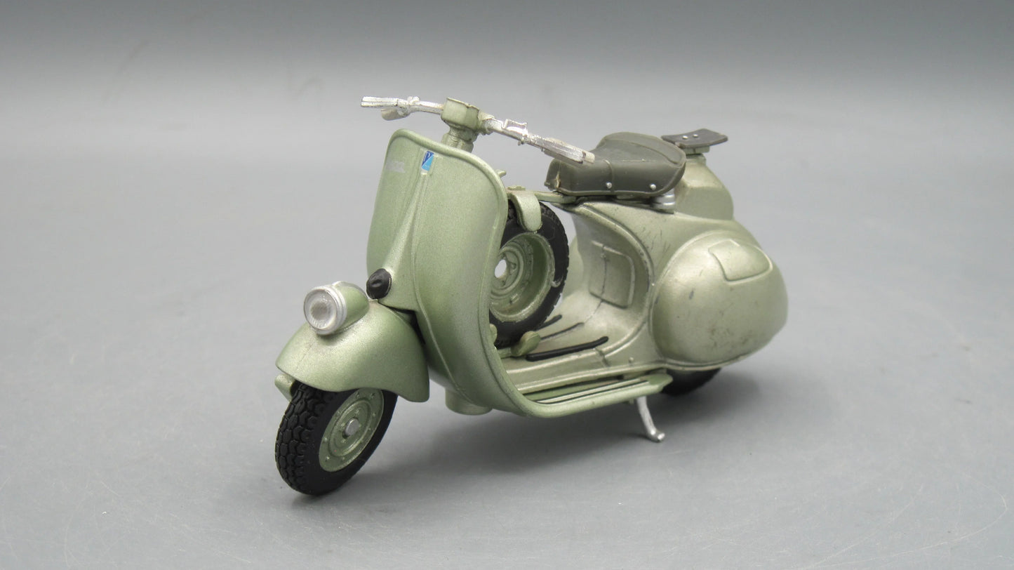 Maisto   Vespa Sport Giorini 1952 Golden