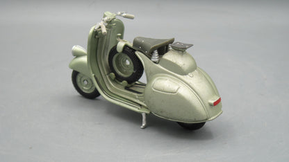 Maisto   Vespa Sport Giorini 1952 Golden