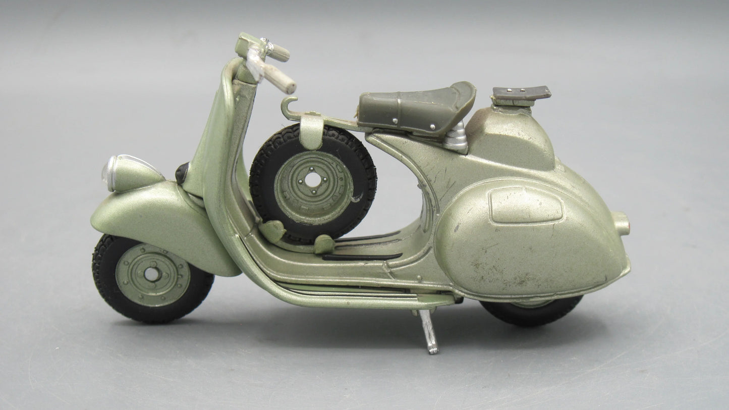 Maisto   Vespa Sport Giorini 1952 Golden