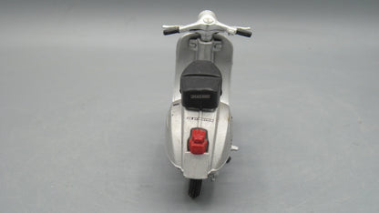 Maisto   Vespa Messerschmitt 150 GS 1961 Silver