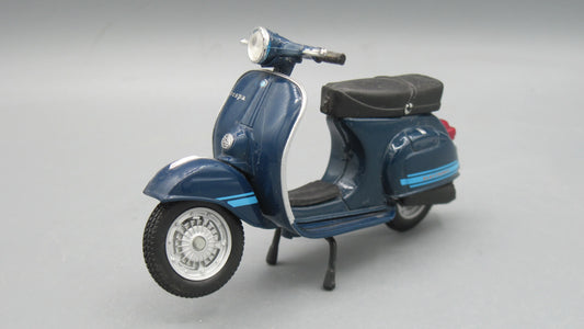 Maisto   Vespa 125 Primavera ET3 1976 Blue
