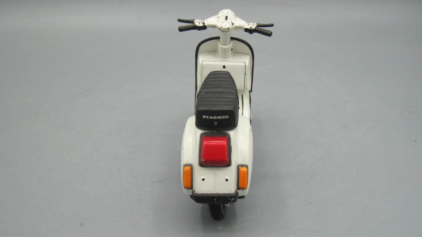 Maisto   Vespa PK 125 Automatica 1984 White