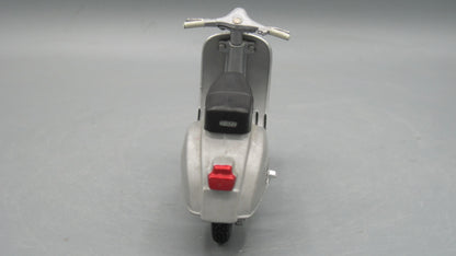 Maisto   Vespa 150 1956 Grey