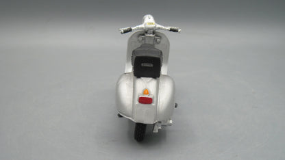 Maisto   Vespa 125 1953 Silver