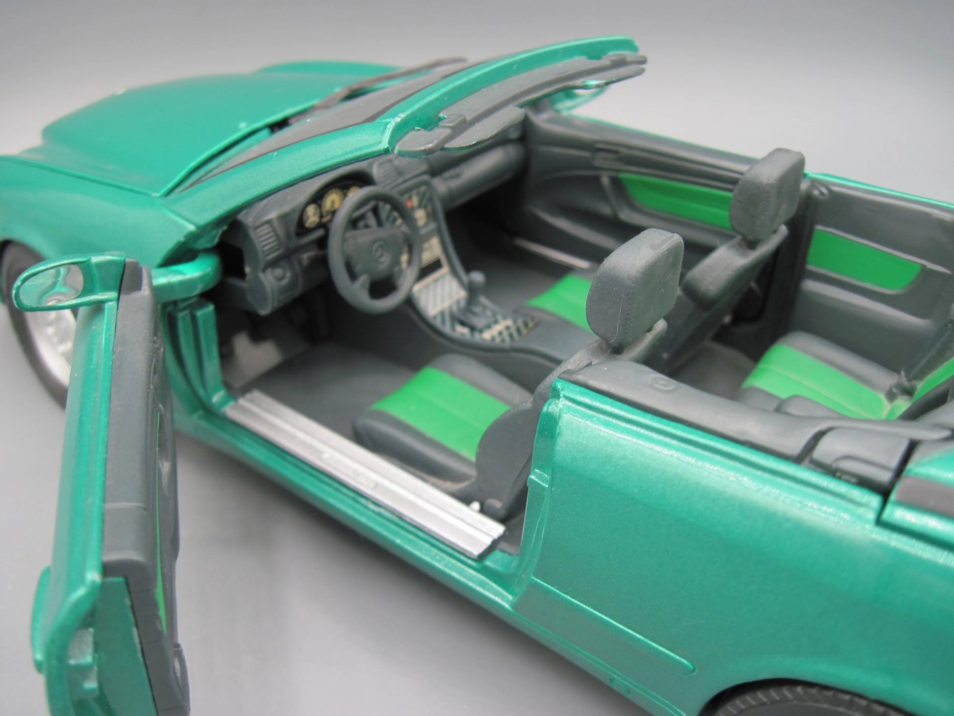 Anson   Mercedes-Benz CLK  Green