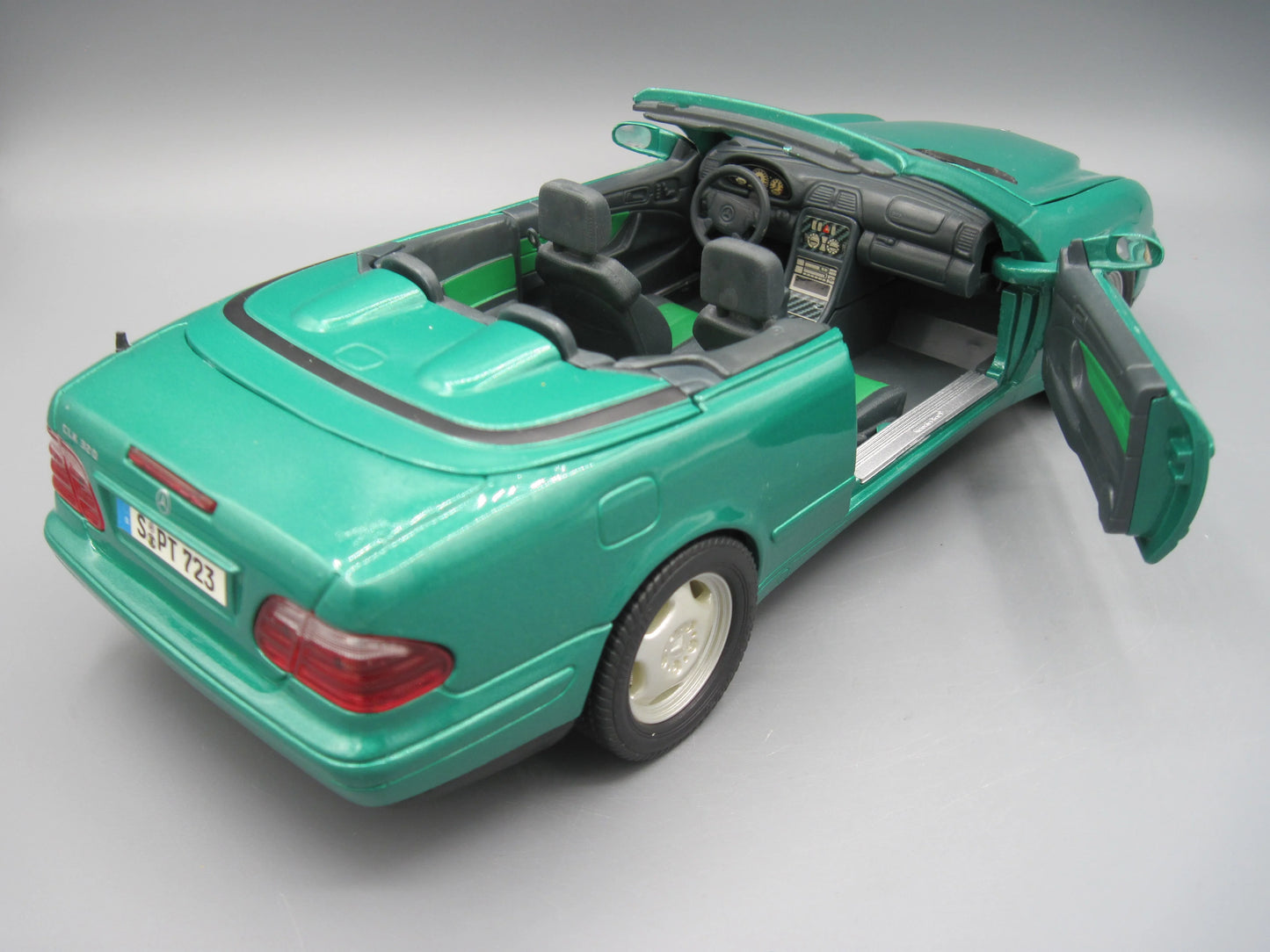 Anson   Mercedes-Benz CLK  Green
