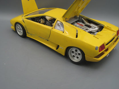 Bburago   Lamborghini Diablo 1990 Yellow