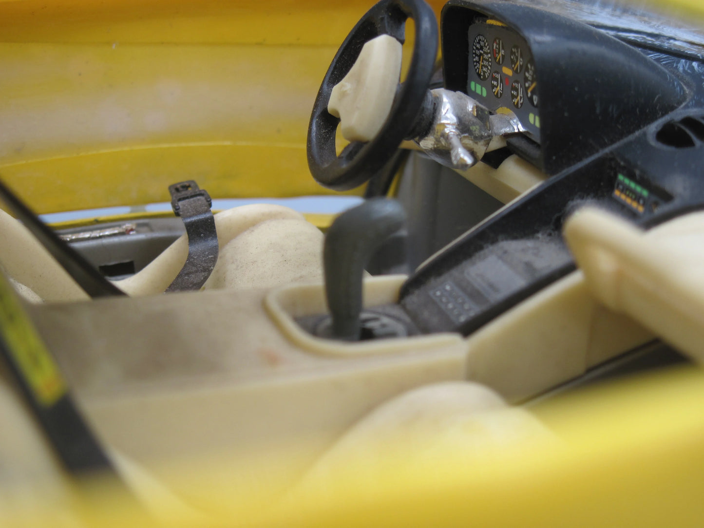 Bburago   Lamborghini Diablo 1990 Yellow