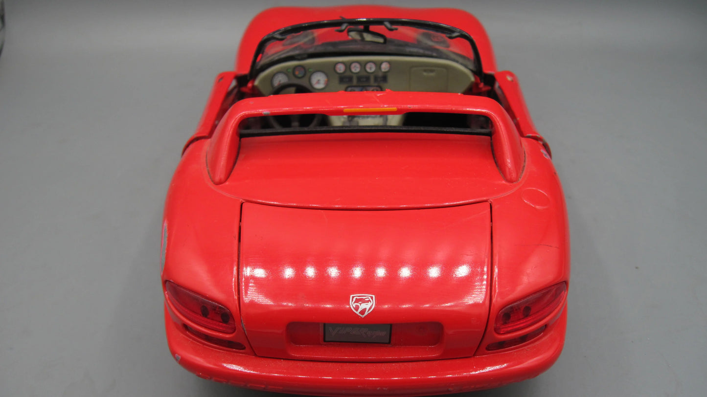 Bburago   Dodge Viper RT/10  Red
