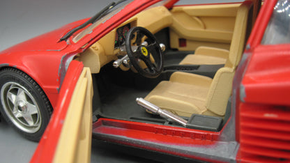 Bburago   Ferrari Testarossa 1984 Red