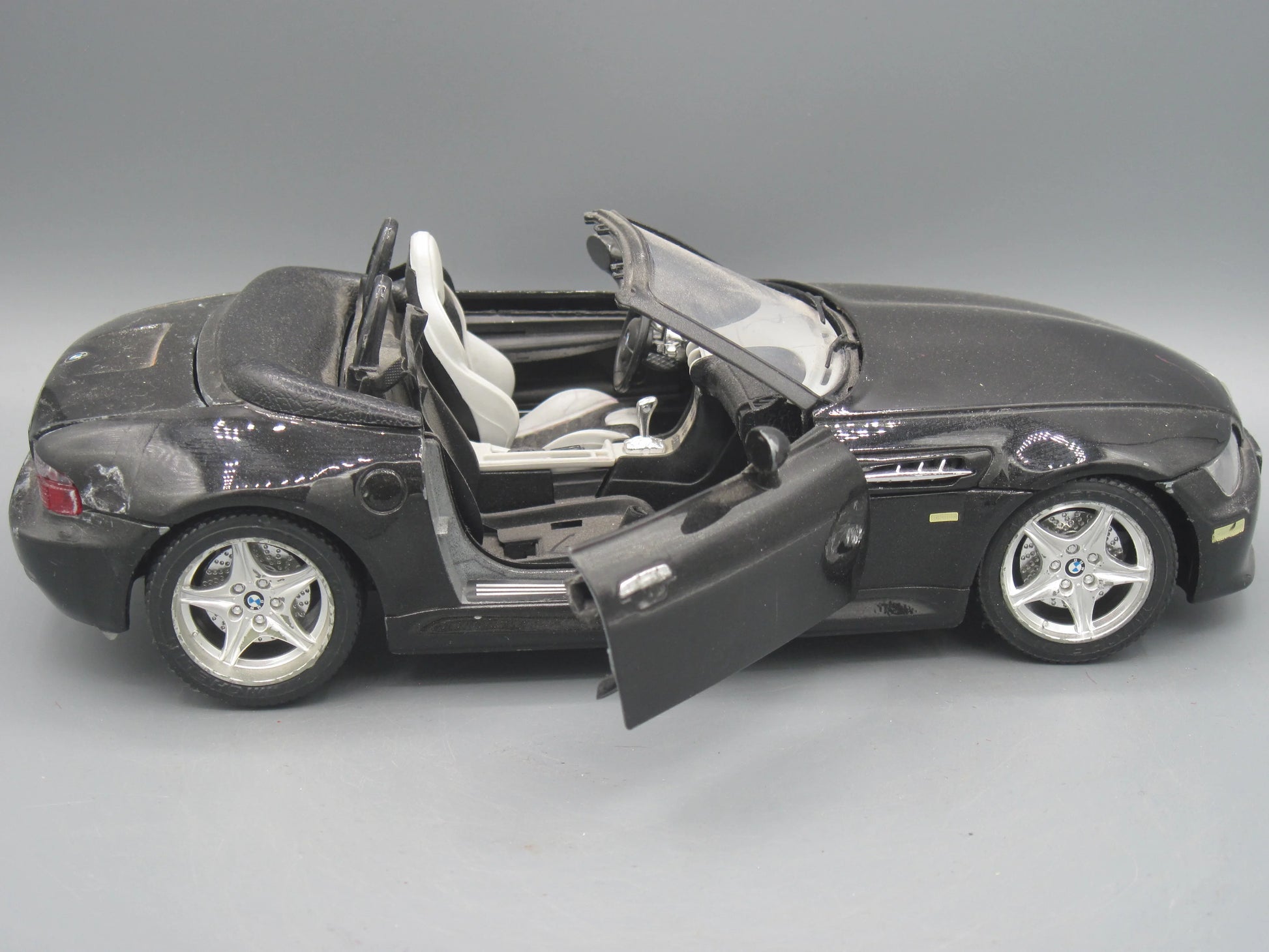 Bburago   BMW M Roadster 1996 Black