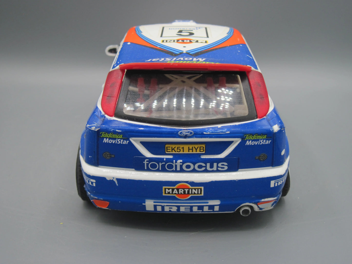 Bburago   Ford  Focus Sports Car  White & Blue