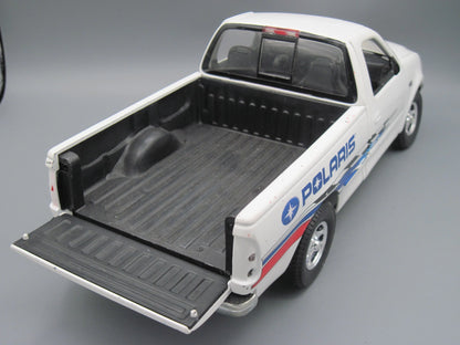 ERTL   Ford F150 XLT Polaris  White
