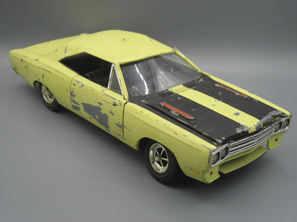 ERTL   Chrysler Plymouth Road Runner 1969 Yellow