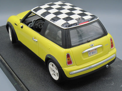Hot Wheels   Mini Cooper with Base  Yellow