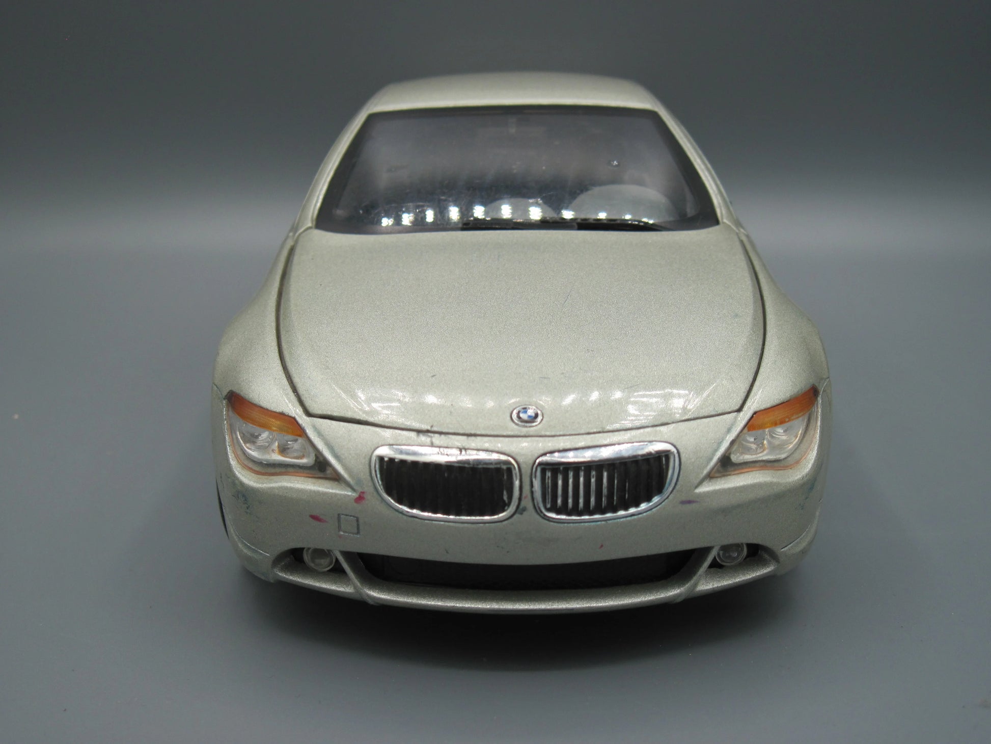 Hot Wheels   BMW 645Ci Coupe  Gold