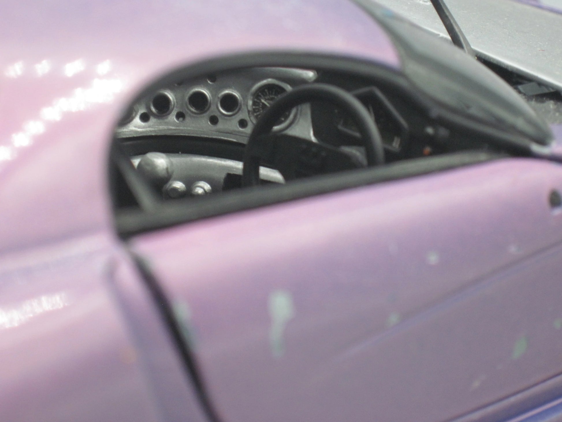 Hot Wheels   TVR Speed 12  Purple