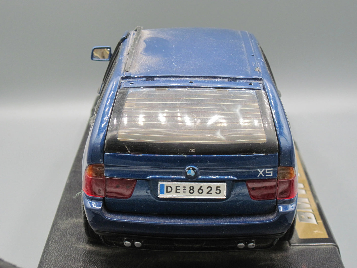 Motor Max   BMW X5 with Base  Blue