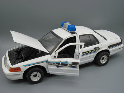Motor Max  Special Edition Ford Crown Victoria Interceptor  White Police Edition